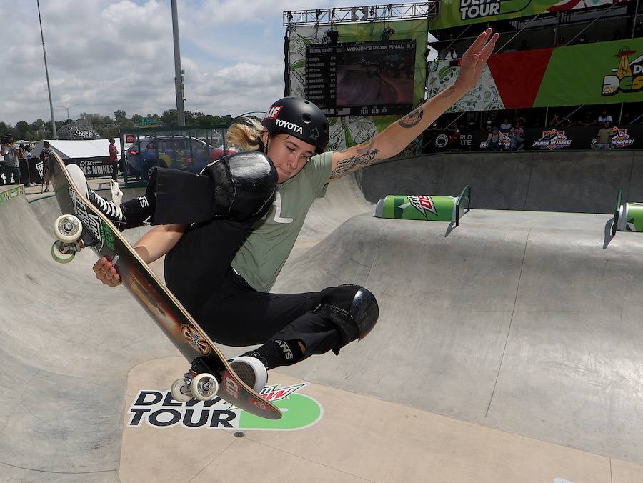 Meet The (First-Ever) U.S. Women’s Olympic Skateboarding Team!