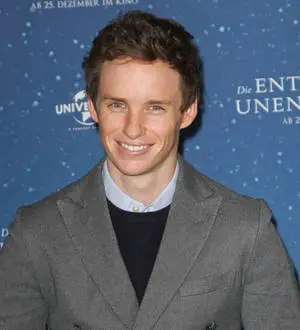 Eddie Redmayne honored at Italian film festival