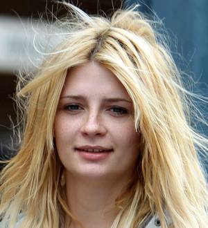 Mischa Barton Stopped by Cops in London