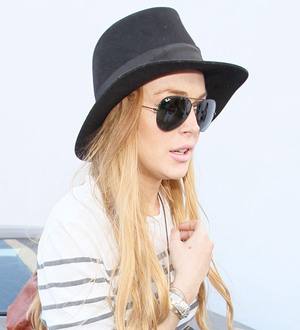 Lohan Faces Jail - the Facts