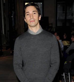 Justin Long recovering from hernia surgery