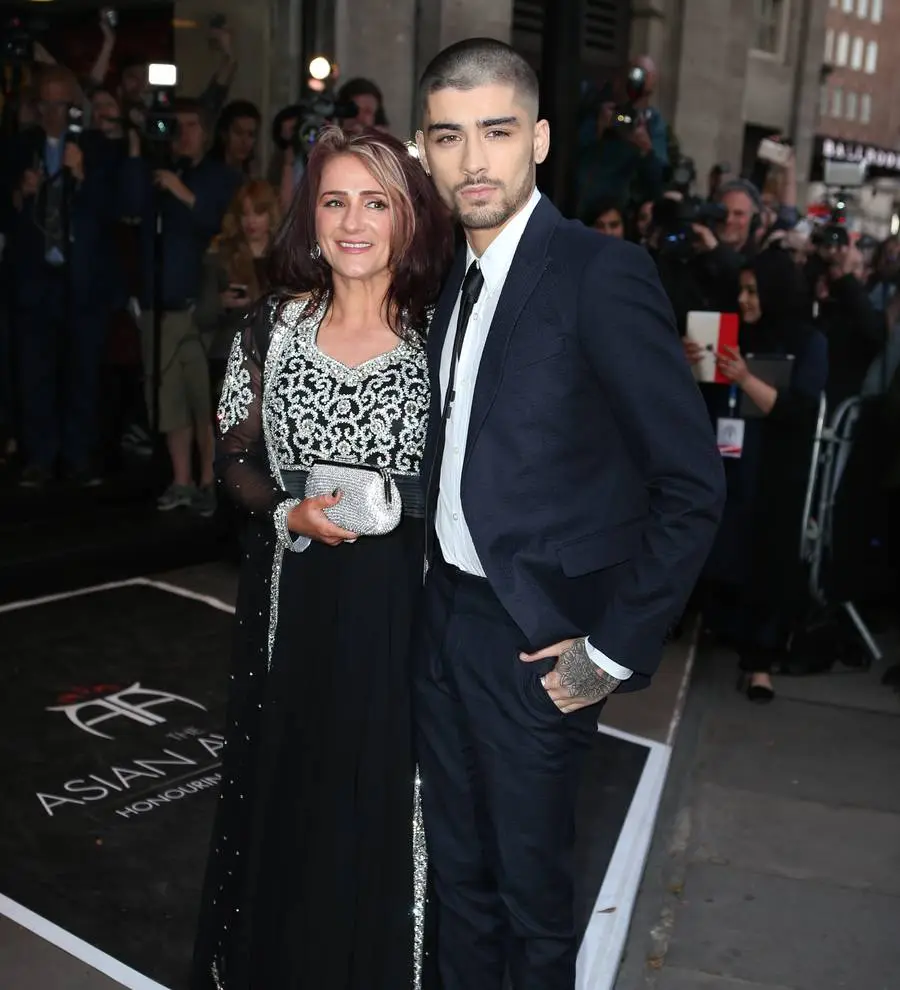 Zayn Malik invests in mum's new beauty salon business - report