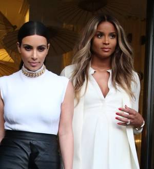Ciara hosts baby shower