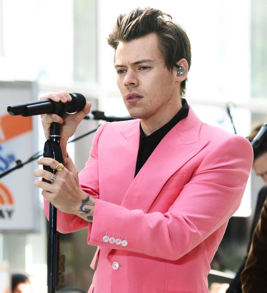 Harry Styles' grieving mom thanks fans for support