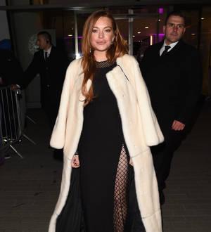 Lindsay Lohan undergoing cryotherapy treatment