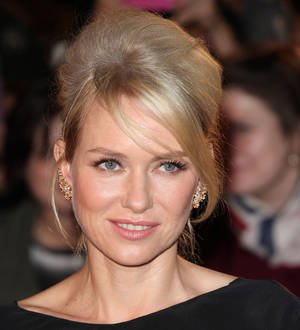 Naomi Watts tries to quit every movie over nerves