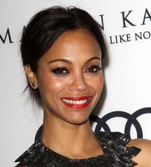 Zoe Saldana hailed a hero after car smash