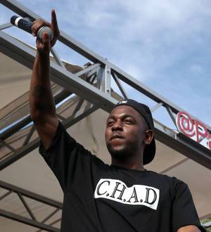 Kendrick Lamar meets teen whose life was saved by his music