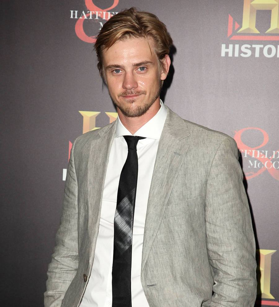 Logan star Boyd Holbrook to become a dad - report
