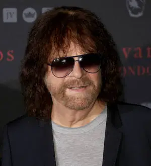 Jeff Lynne steps in to help Take That recover from Orange split
