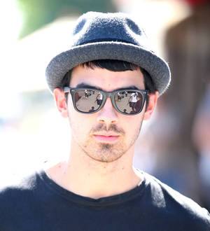 Joe Jonas' representative denies drug addiction rumors