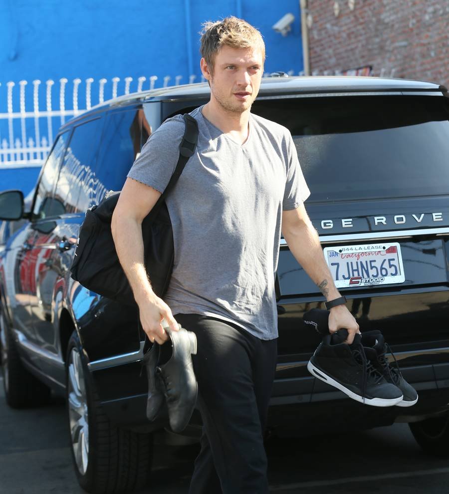 Nick Carter's family to reunite late father and daughter in ashes ceremony