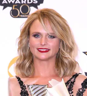 Miranda Lambert and Martina McBride rally against radio consultant's sexist comments