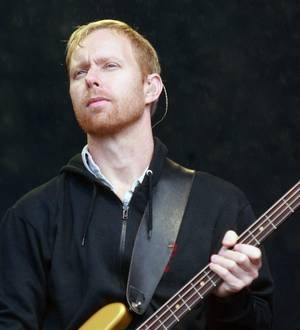 Foo Fighters' Nate Mendel weds