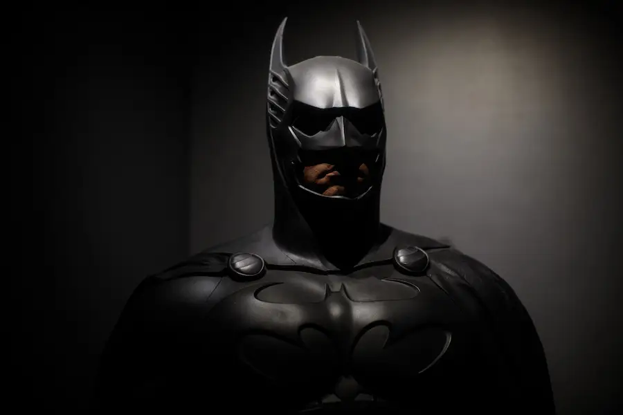 What Kind of TikToker Would Each of The Film & TV Batmans Be?!