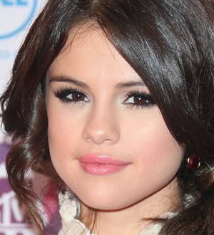 Selena Gomez, Vanessa Hudgens and Emma Roberts turn bad for jail movie