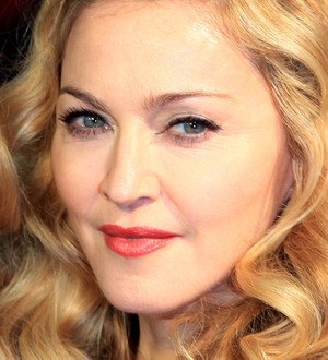 Madonna bowed to W.E. king D'Arcy onset