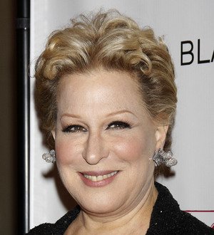Midler 'loved' Twitter 'feud' with Gaga