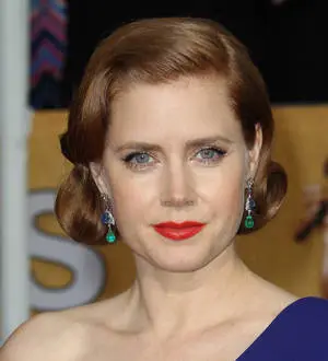 Amy Adams to receive Costume Designers Guild Award