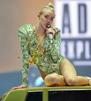 Miley Cyrus angers anti-drugs campaigners with bong snap
