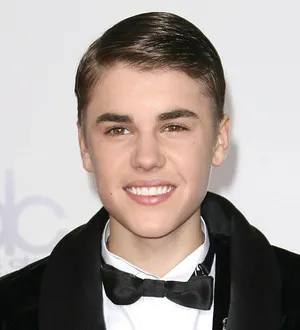 Justin Bieber to publish photo book