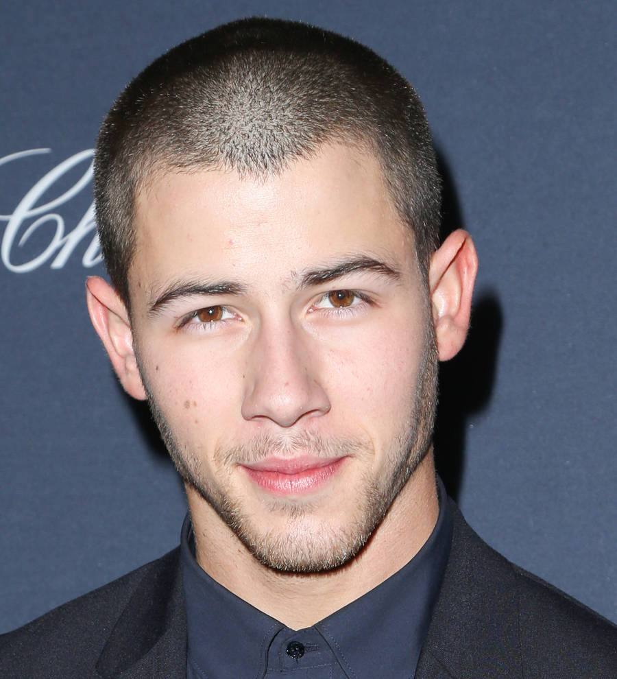 Nick Jonas locks lips with Tove Lo in new video