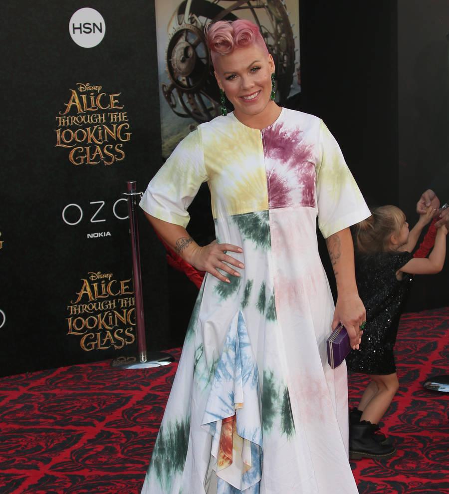 Pink's Beautiful Trauma debuts atop albums chart