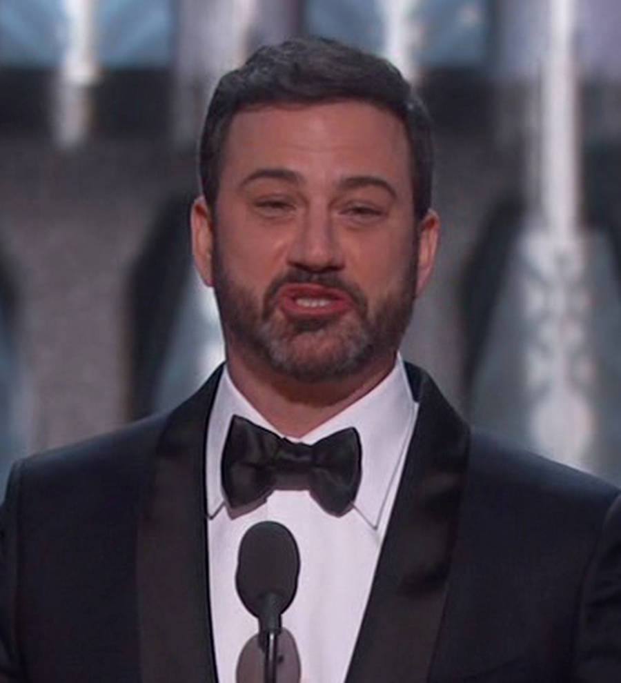 Oscars bosses apologize for Best Picture flub as Jimmy Kimmel explains what happened