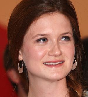 Bonnie Wright takes off for Africa charity trip