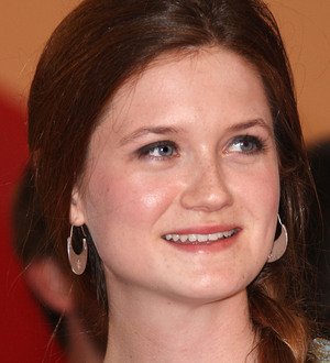 Bonnie Wright takes off for Africa charity trip