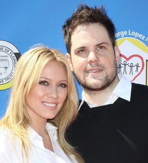 Hilary Duff Weds Mike Comrie