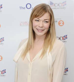LeAnn Rimes caught up in armed robbery