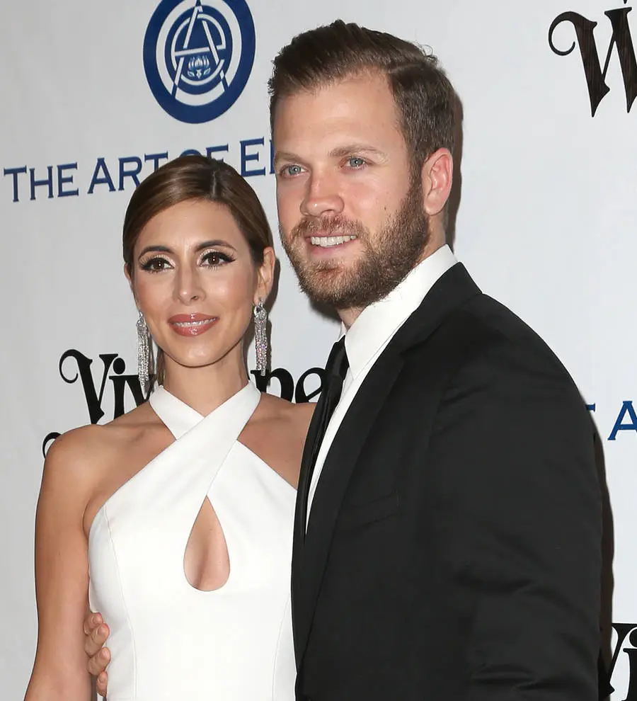 Jamie-Lynn Sigler weds