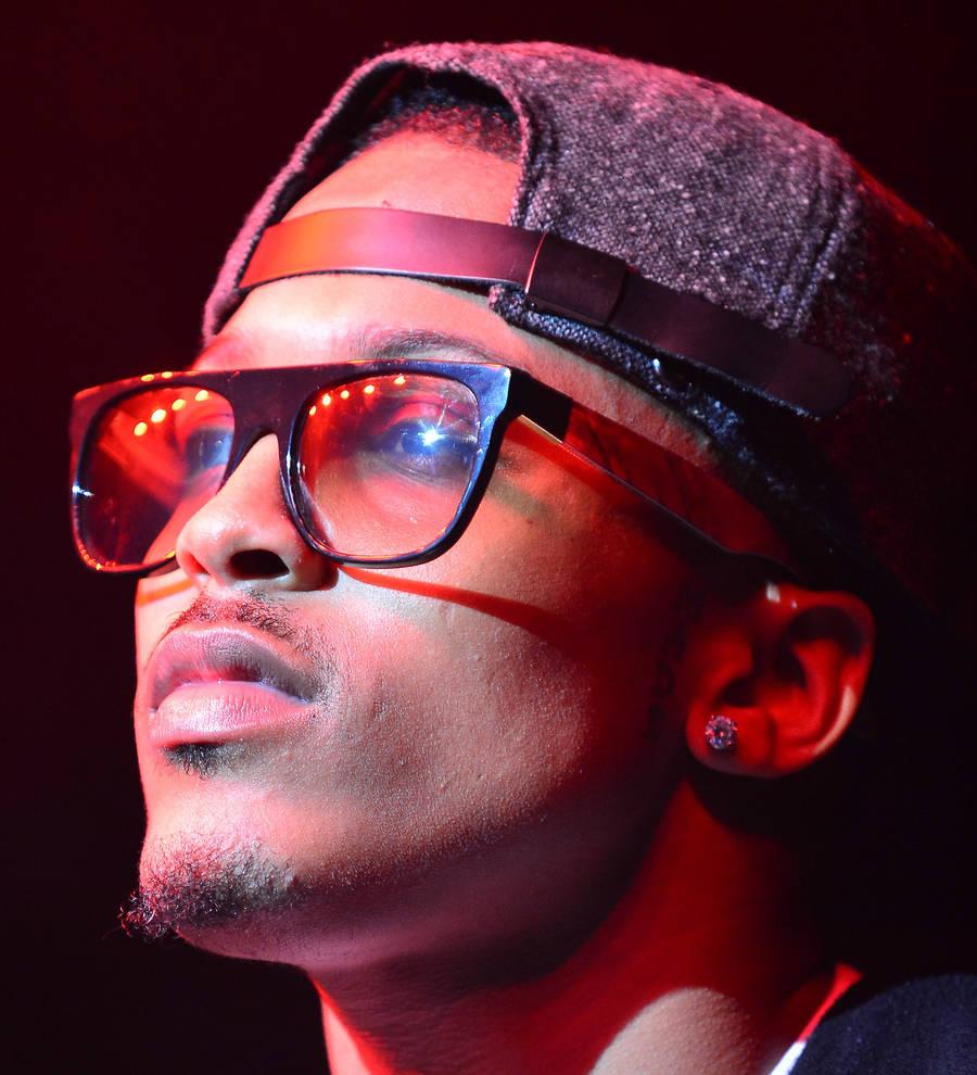 August Alsina denies intentionally groping female fan