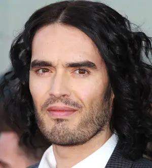 Russell Brand auctioning off charity meet-and-greet for,000