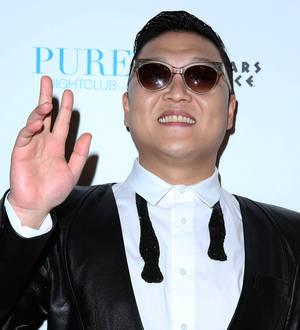 Psy launches online contest to find chef