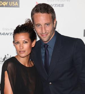 Alex O'Loughlin to be a dad