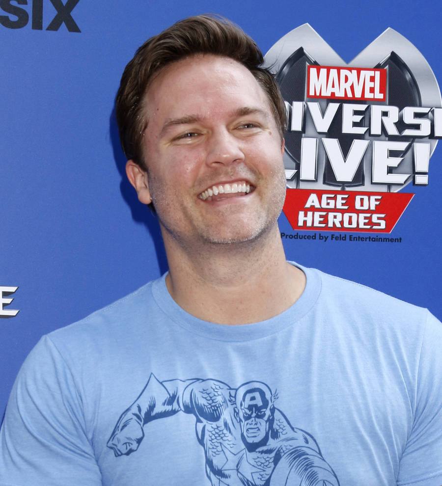Scott Porter and wife Kelsey welcome daughter