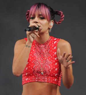 Lily Allen sued by tour manager