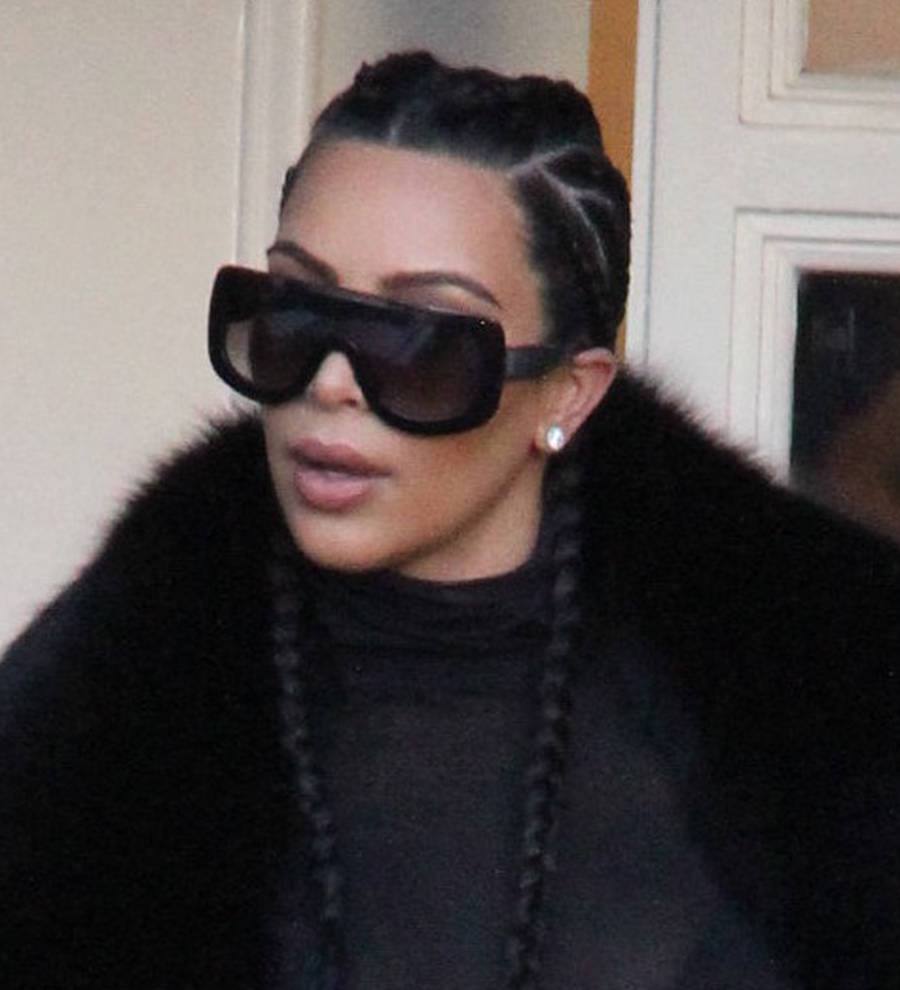 Kim Kardashian & Emily Ratajkowski test decency rules with topless shot