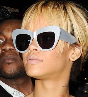 Rihanna in driver drama