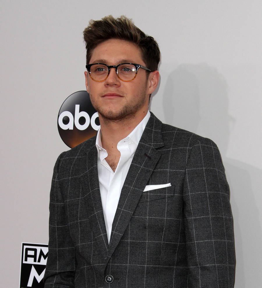 Niall Horan battling nasty chest infection