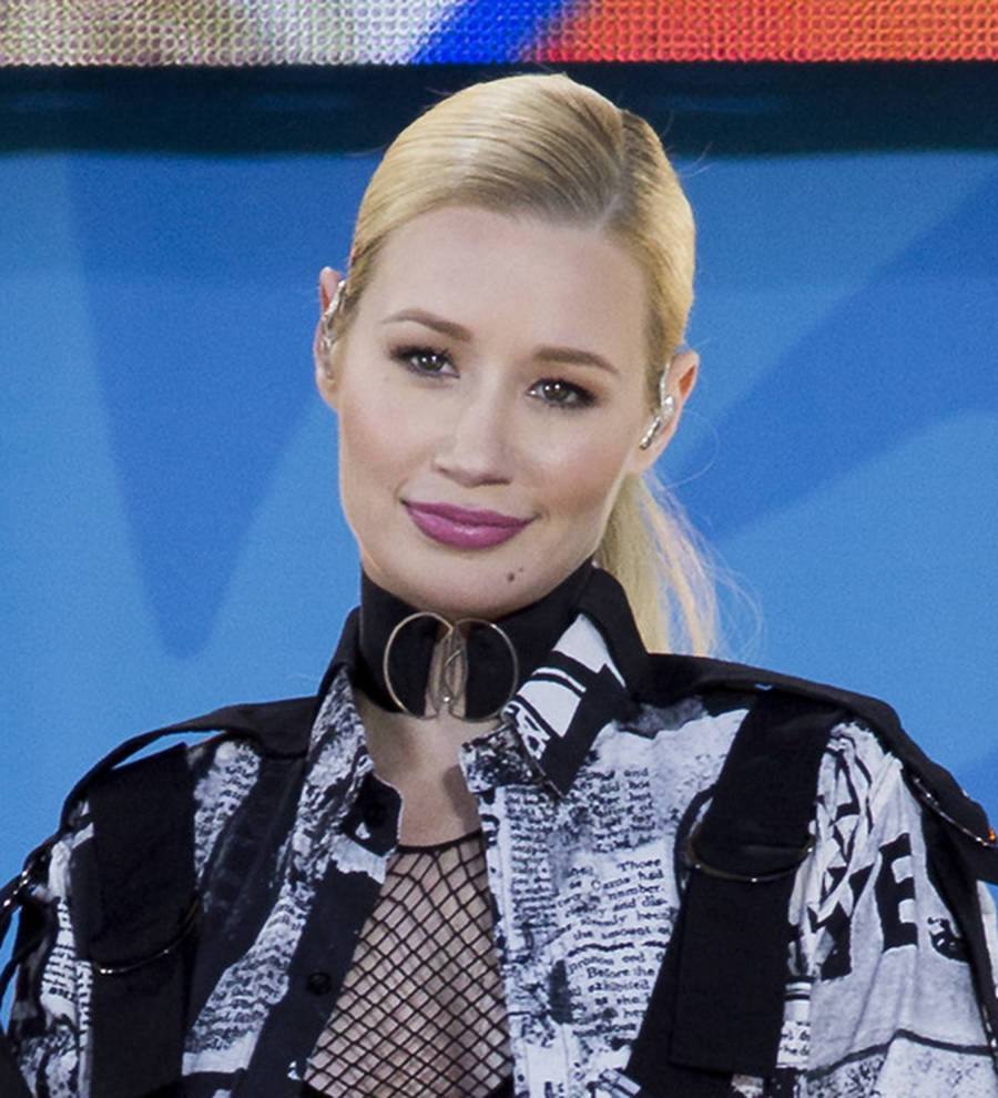 Iggy Azalea thanks fans for support during Nick Young break-up