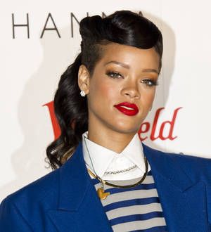 Rihanna to make up Grammys trio with Sting and Bruno Mars
