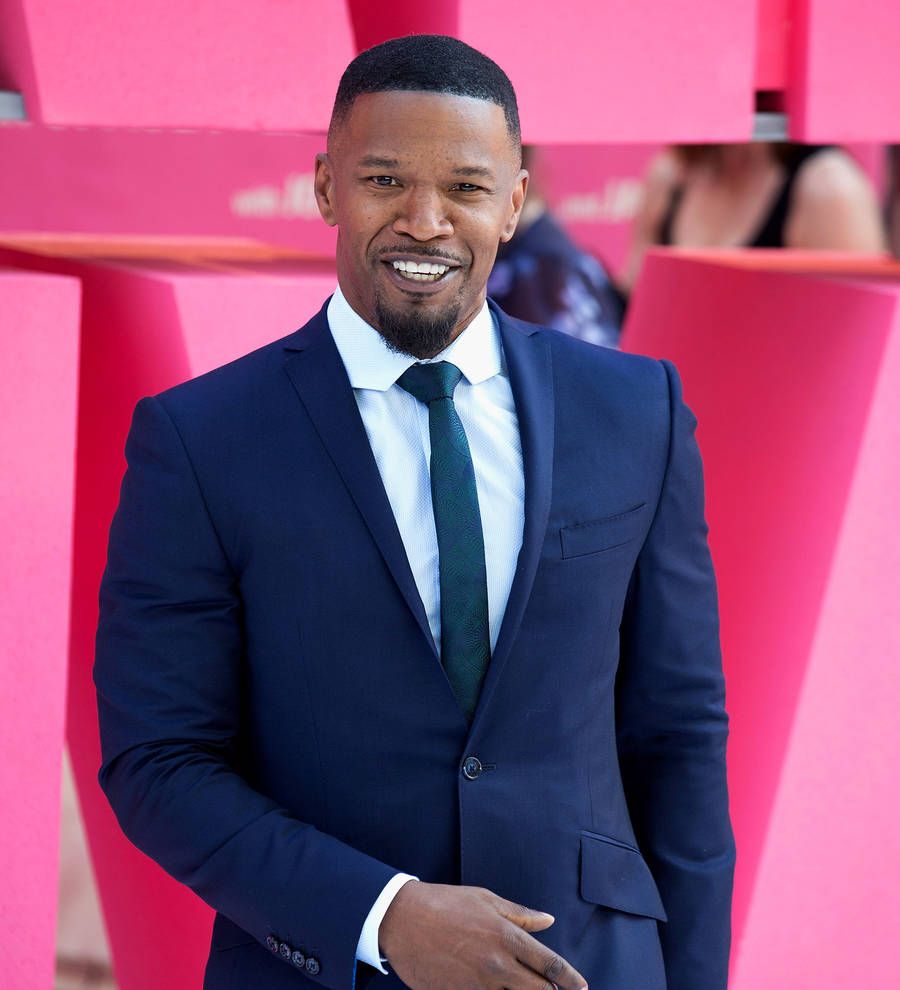 Jamie Foxx and Katie Holmes caught holding hands in Malibu