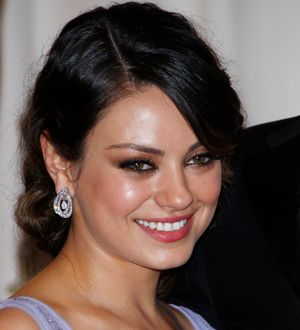 Soldier wants Kunis as his marine ball date