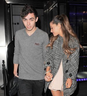 Ariana Grande confirms Nathan Sykes split