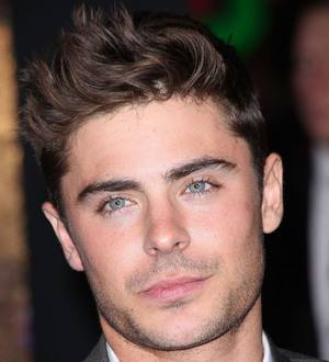 Zac Efron donates clothes to charity