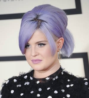 Kelly Osbourne has cancer gene, praises Angelina Jolie's preventative operation