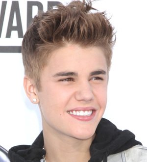Justin Bieber gives car to Sean Kingston